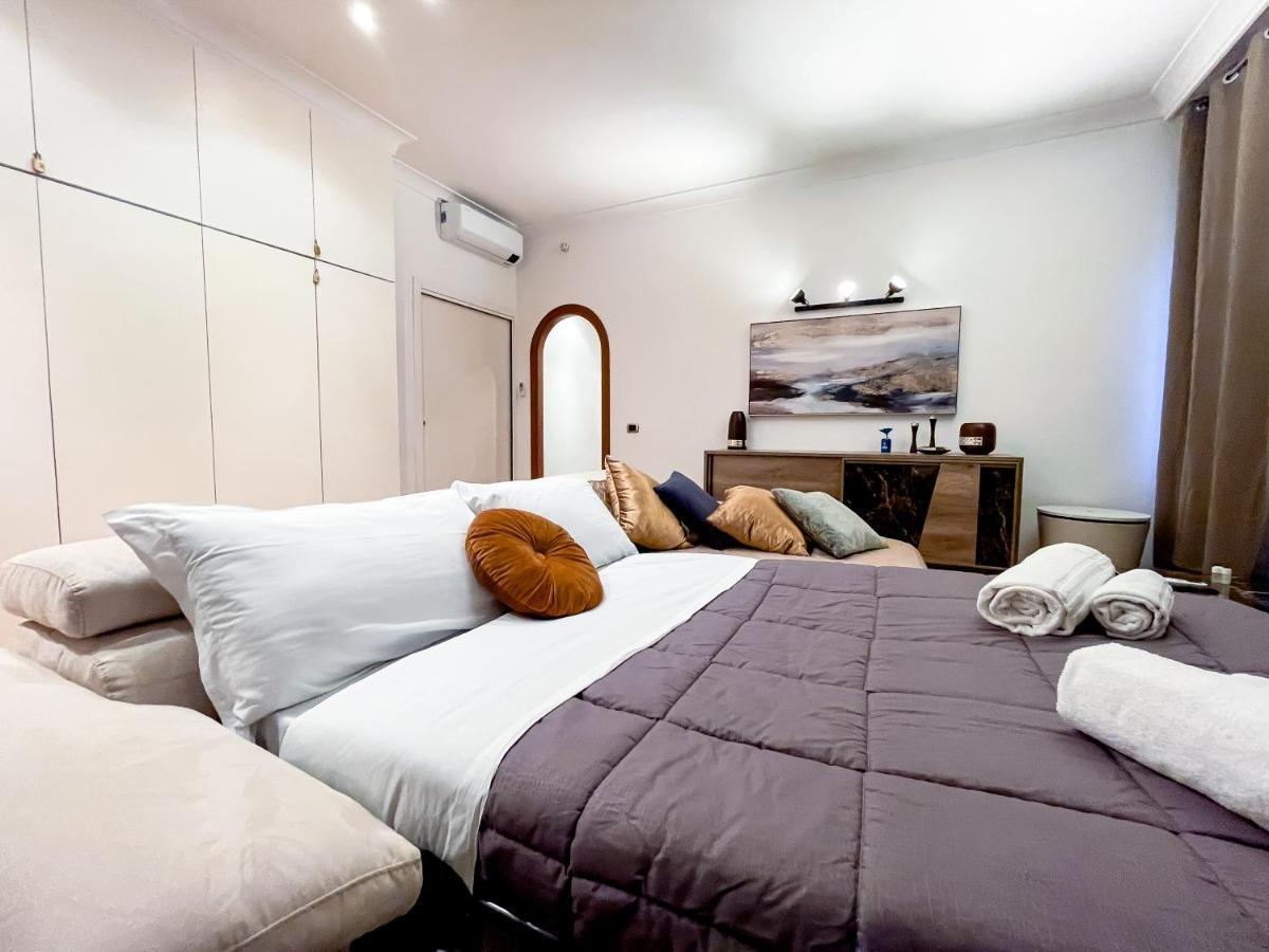 Piramide Luxury Colosseum Appartement *