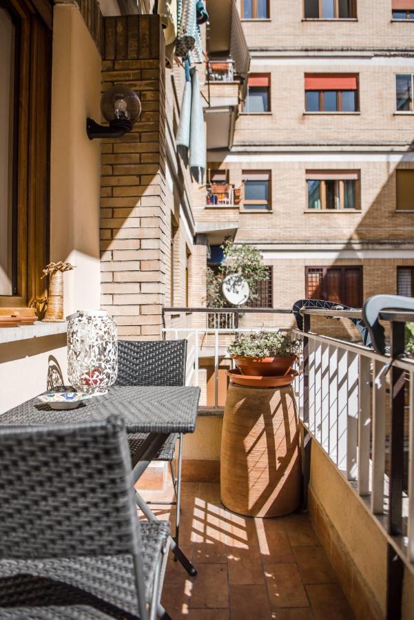 Casa 3 Santi, Your Contemporary In * Rome