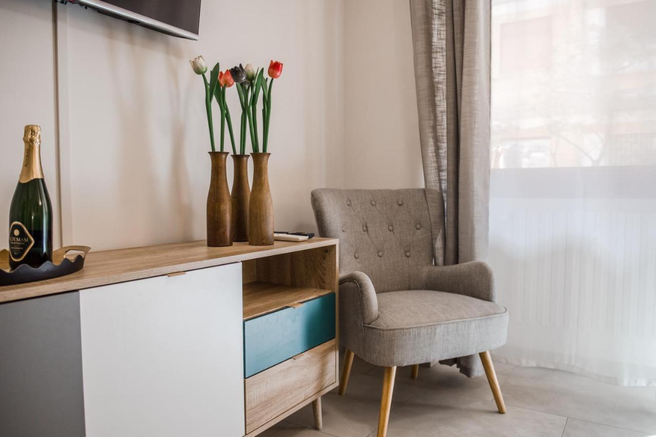 Casa 3 Santi, Your Contemporary In Apartment Rome