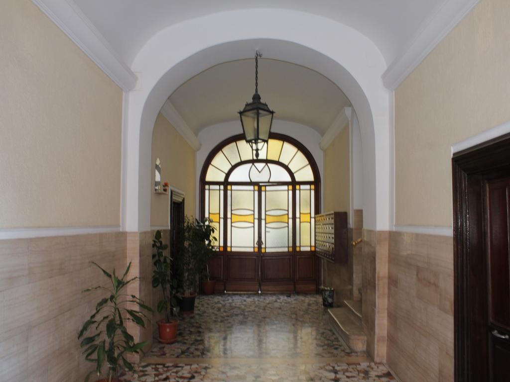 Candia Vatican Guest house 3*