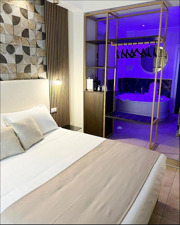 Albadea Suites&jacuzzi