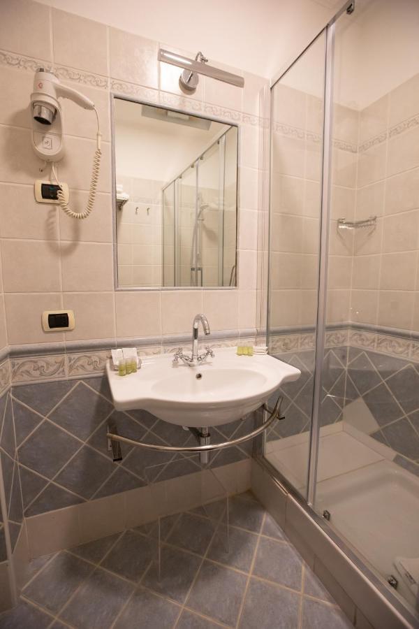 Duelle Vatican Guest house Rome