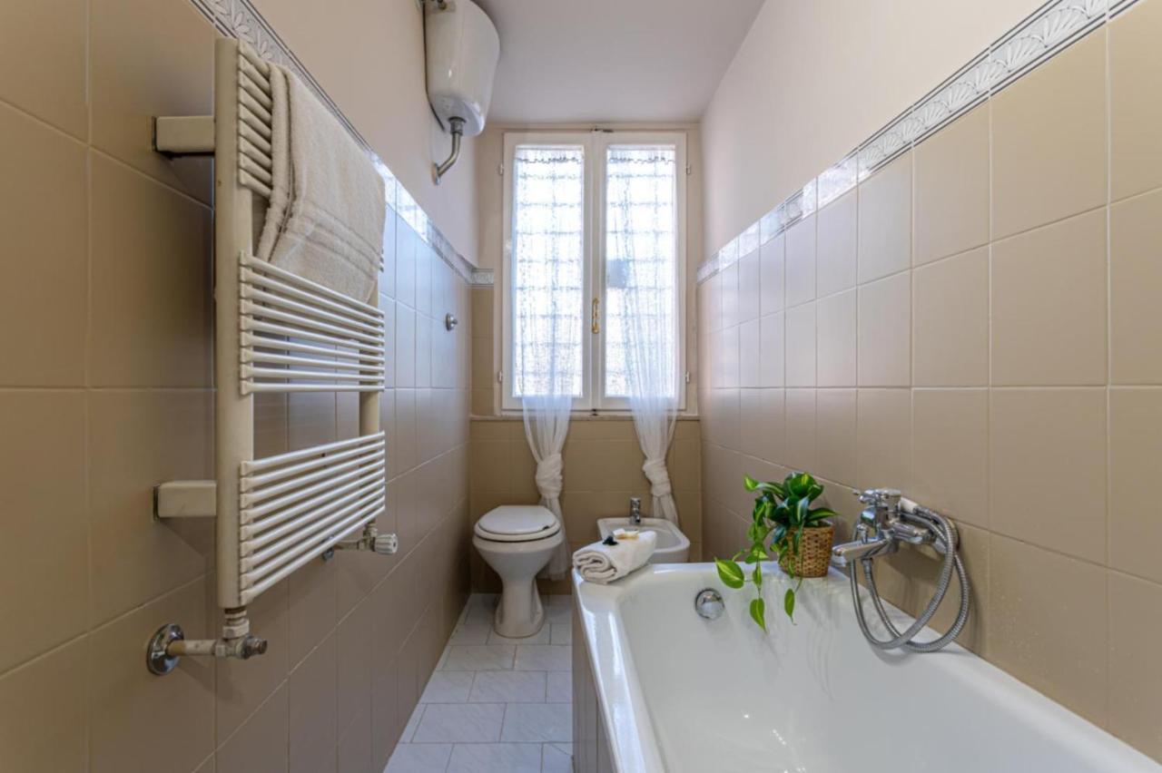 Bubbles A Piazza Trilussa In Trastevere Apartment Rome