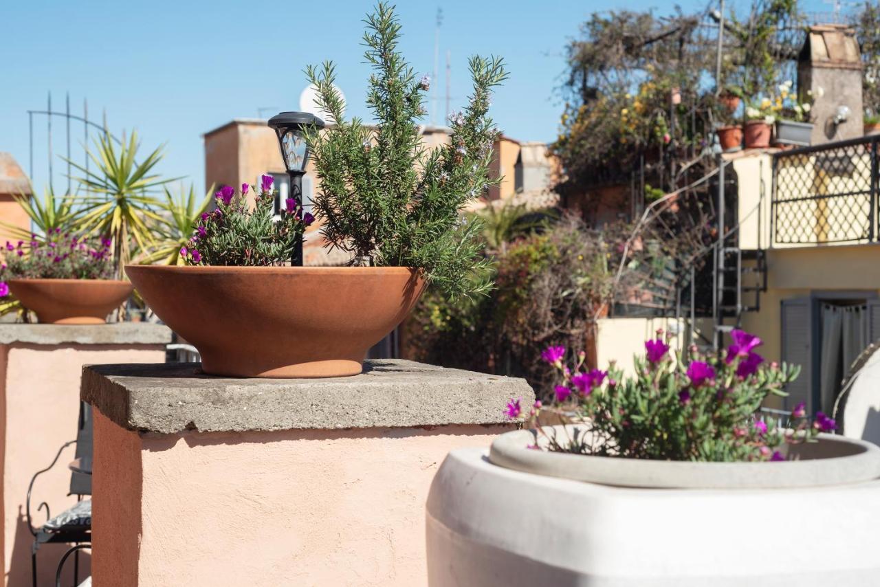 Spanish Steps Corner Apartamento *