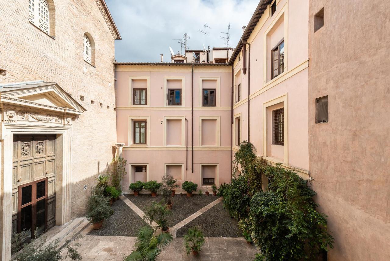 Via Di San Martino Ai Monti Rome