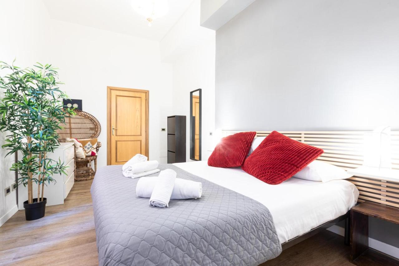 Toniolo Two Bedroom Two Bath * Rome