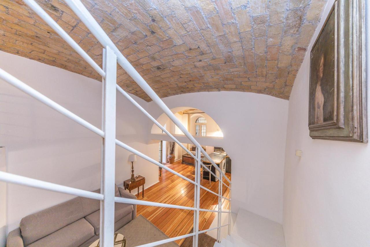 Lovely Loft Near Termini Station Roma