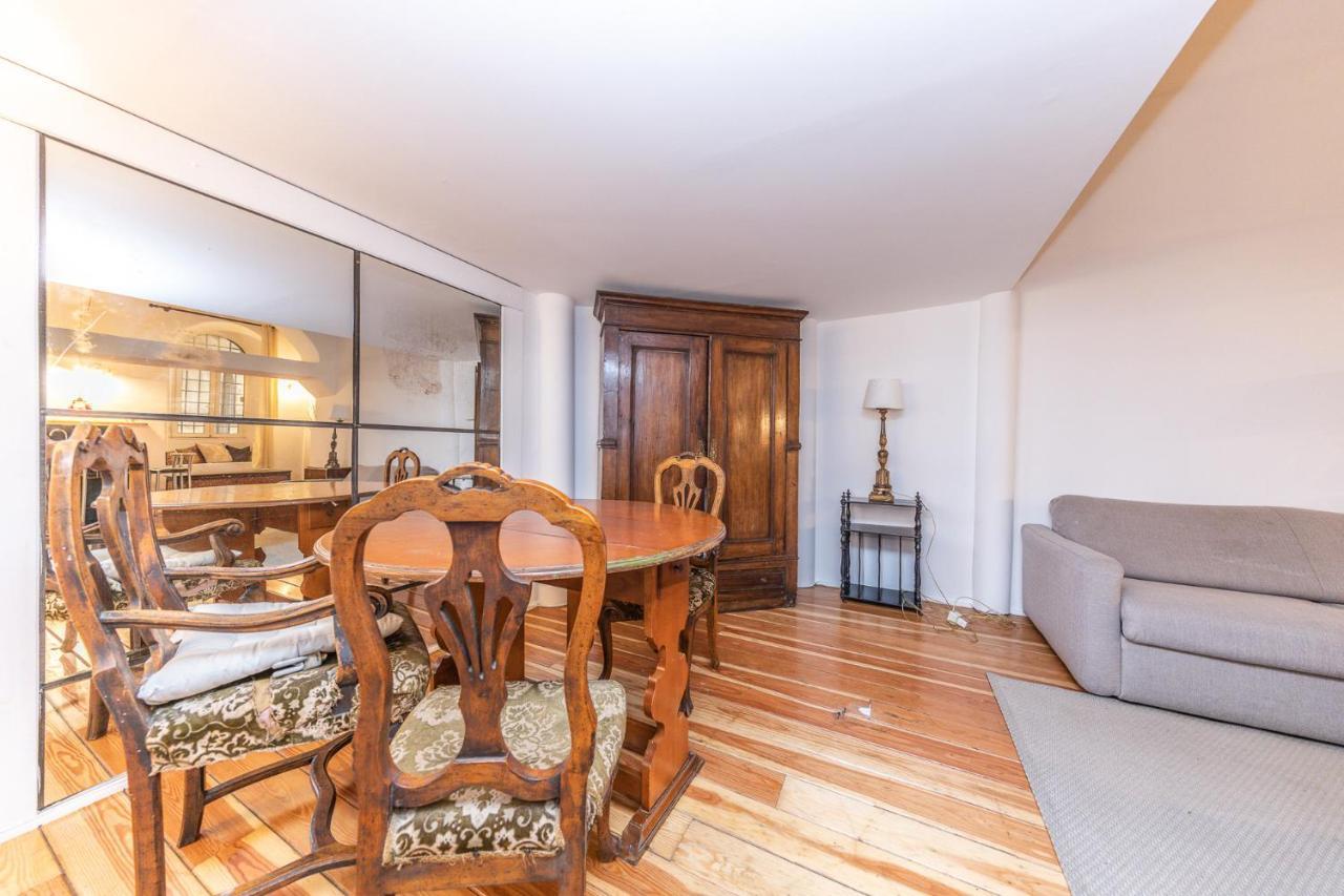Lovely Loft Near Termini Station Roma