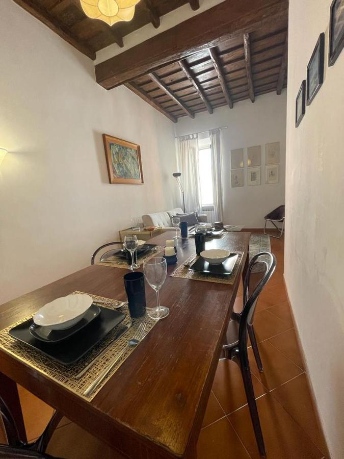 Apartment Borgo Pio Exclusive Rome