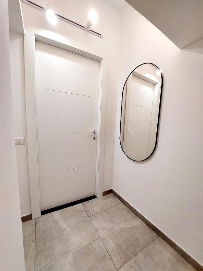 Apartment Esq
