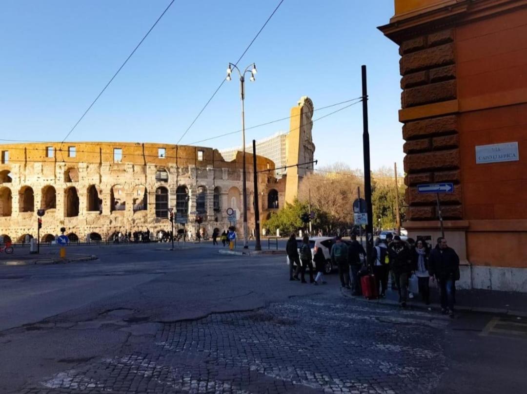 The White Colisseum * Roma