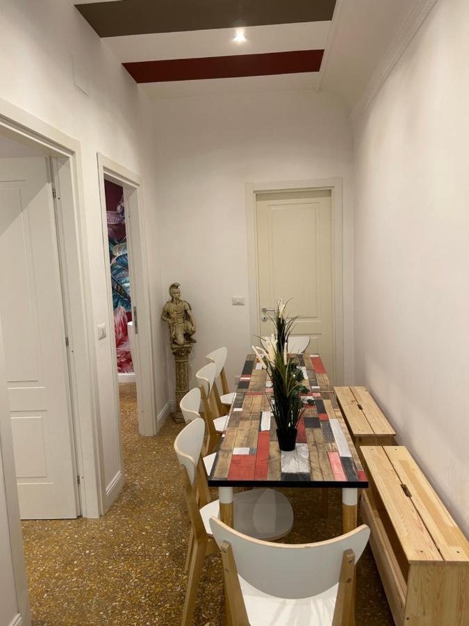 Raffaello's Place Appartement *