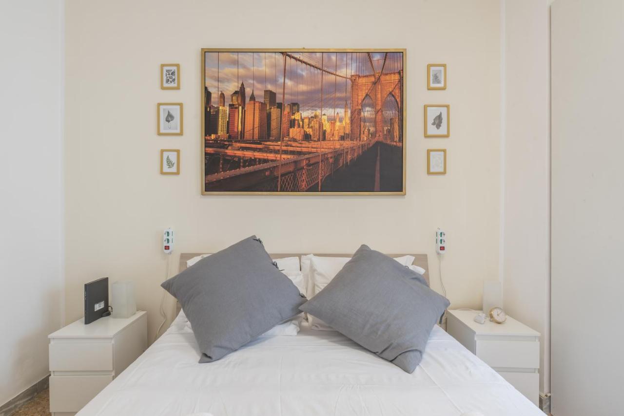 Cinecitta Gem Flat With Veranda Appartement