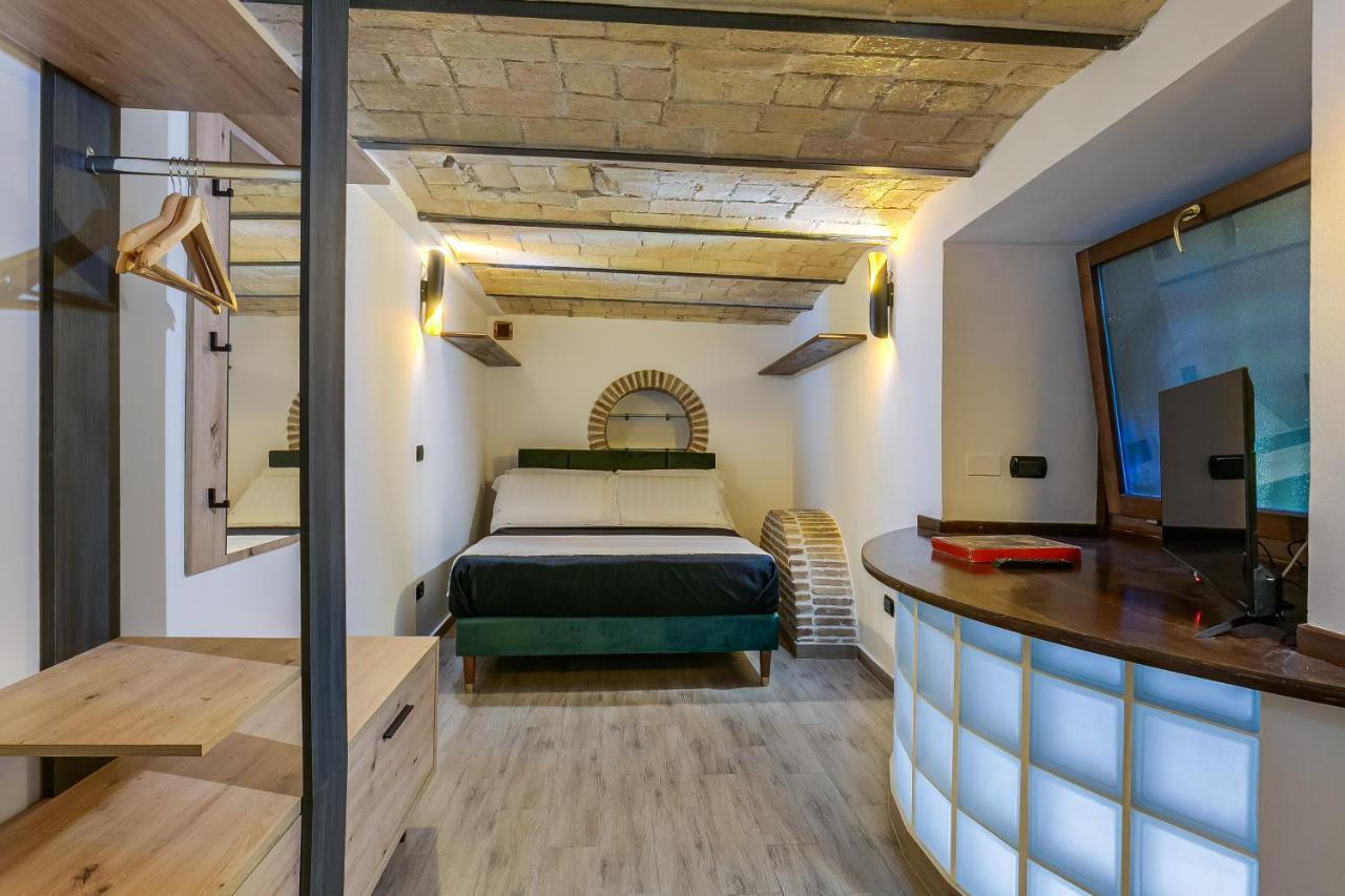 Oliviero - Piazza Navona Apartment Rome