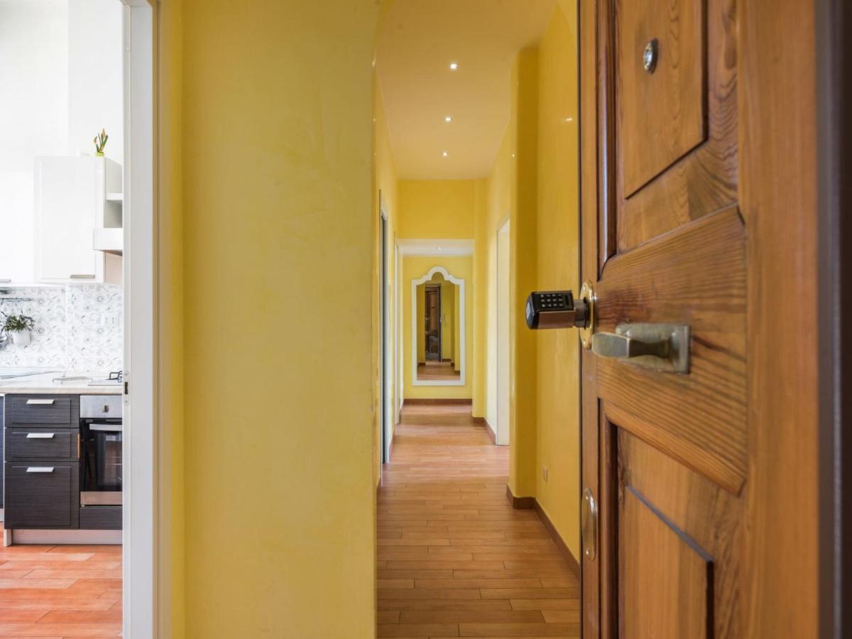 Apartamento The Best Rent - Colourful Two-bedroom Near Termini Station *
