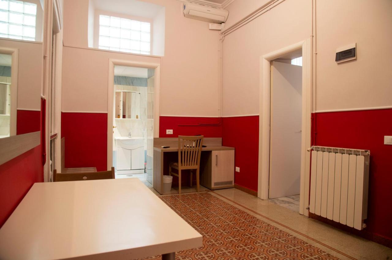 Domus Napoleone 3* Rome