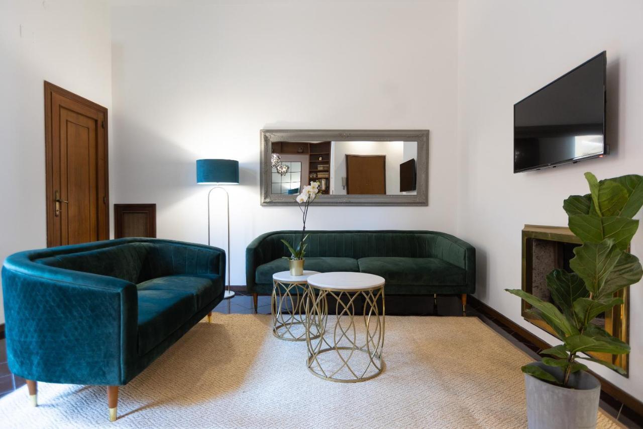 Borgo Terrace By In Apartment *