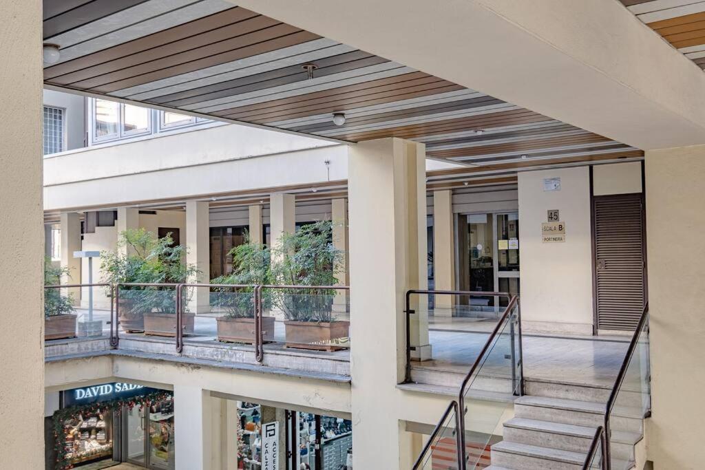 Modern At San Giovanni
