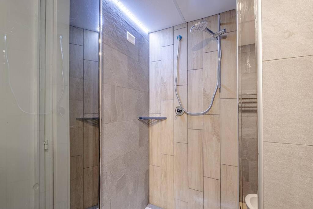 Apartment Modern At San Giovanni Rome