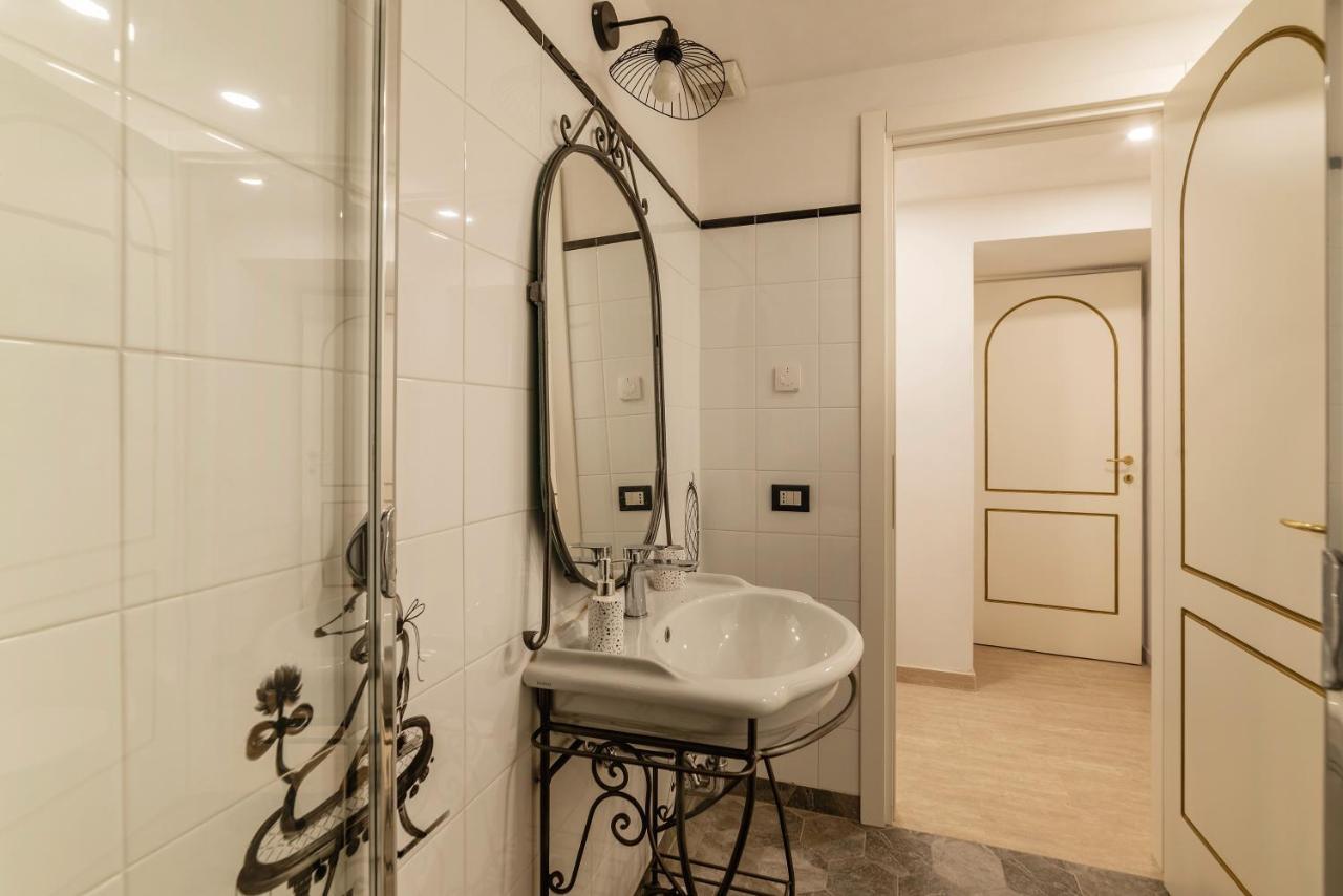 Palazzo Altieri Elegant * Rome