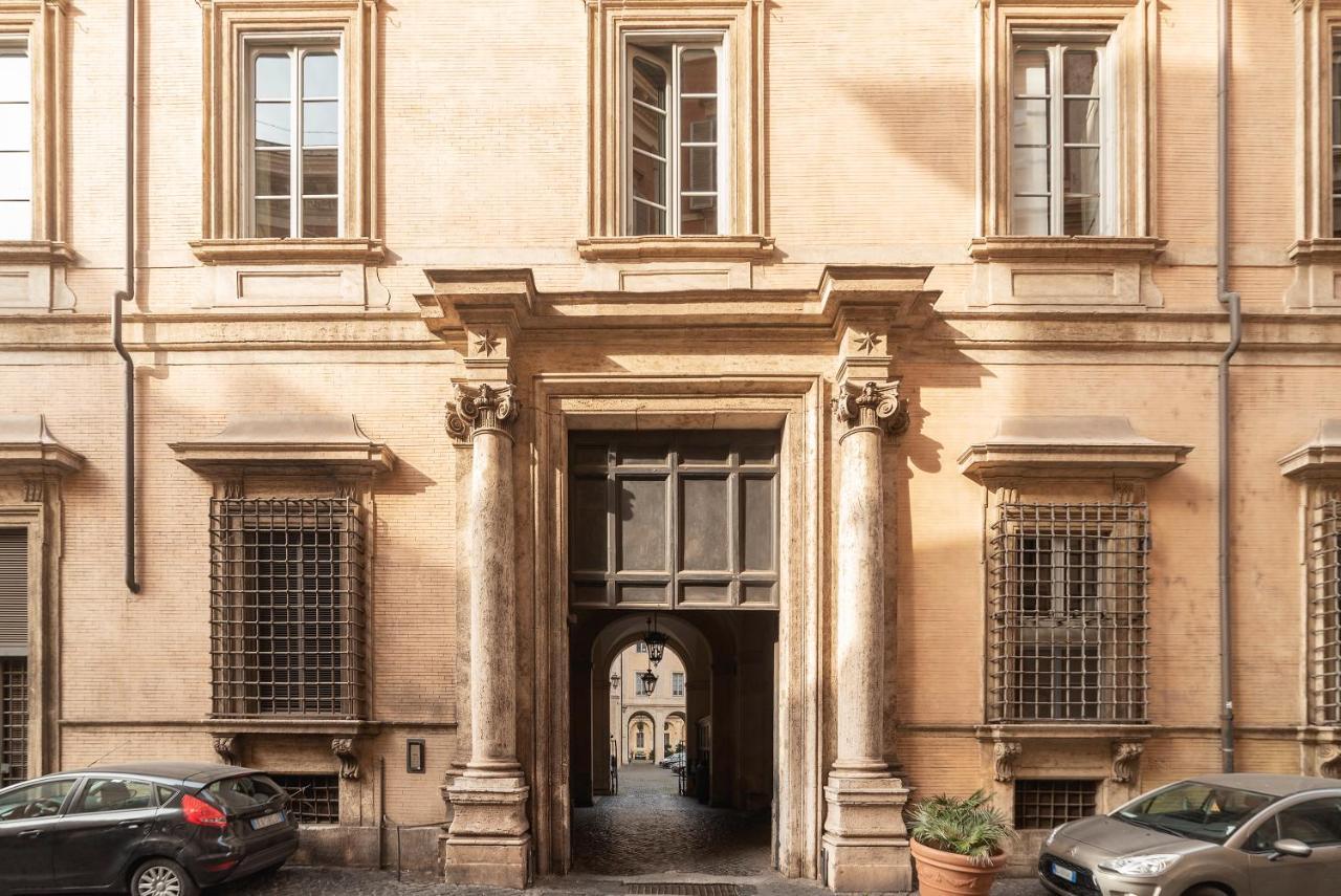 Apartment Palazzo Altieri Elegant