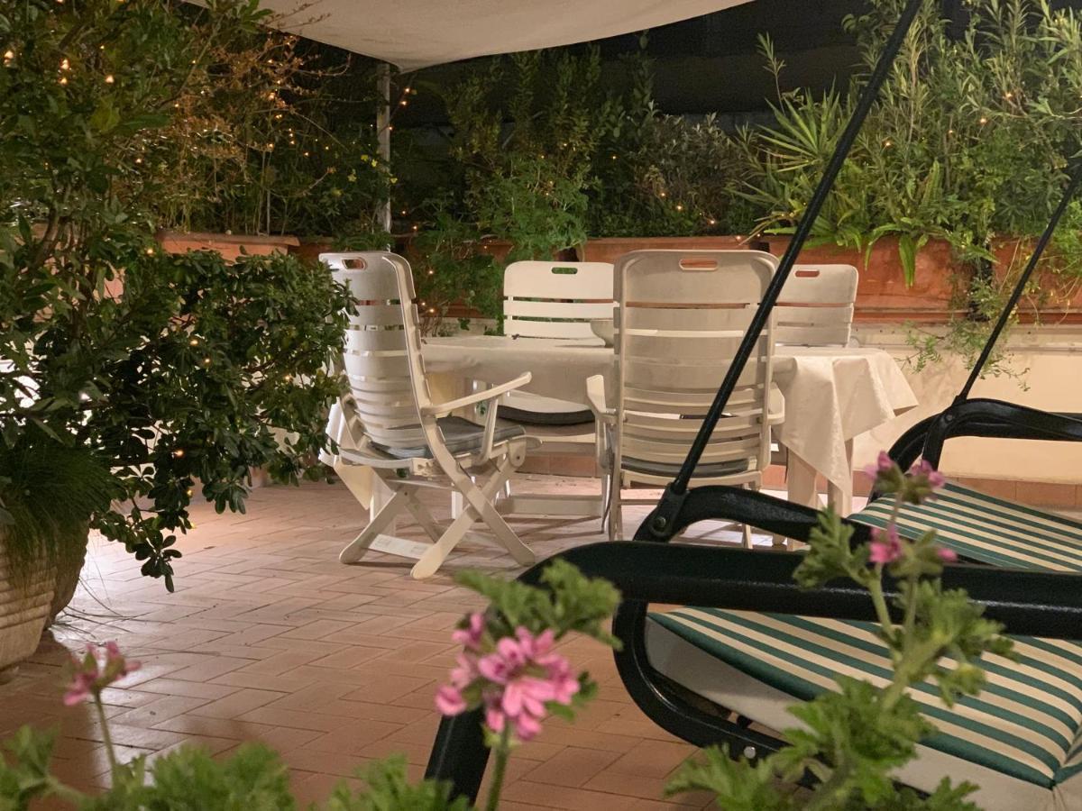 Amly Mary Roof Garden Apartment *