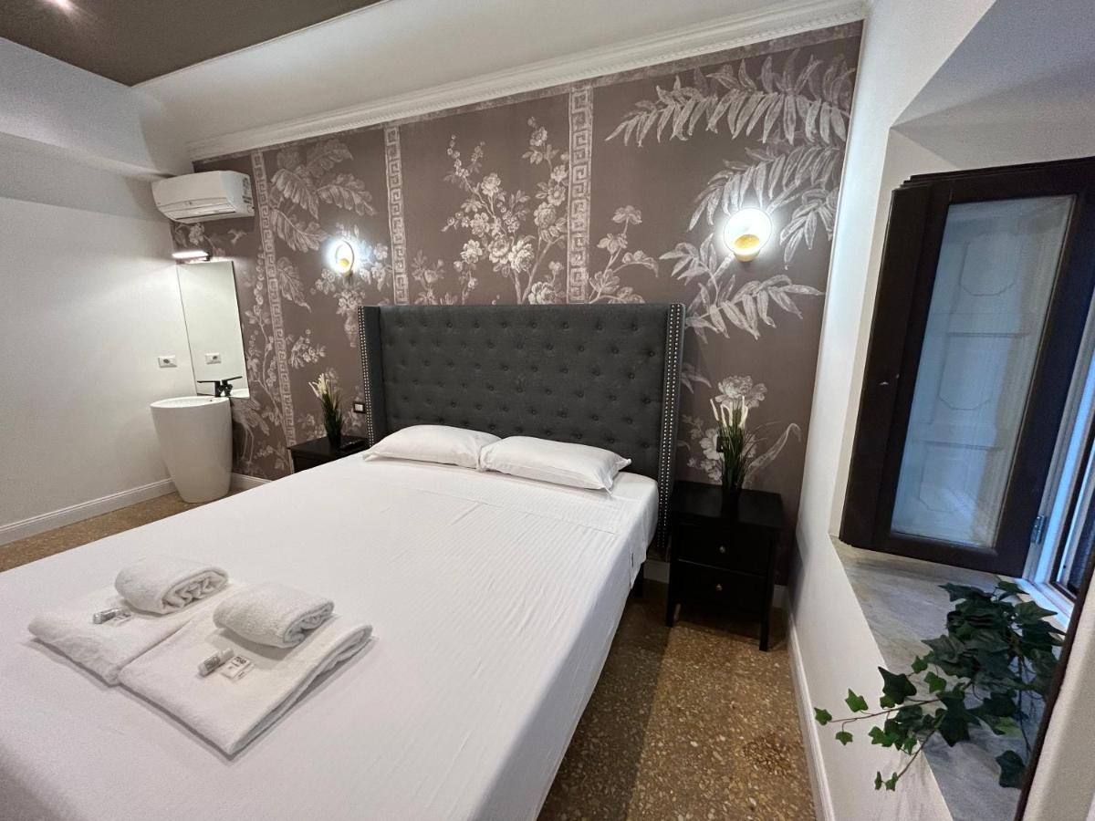 Raffaello's Place Appartement *