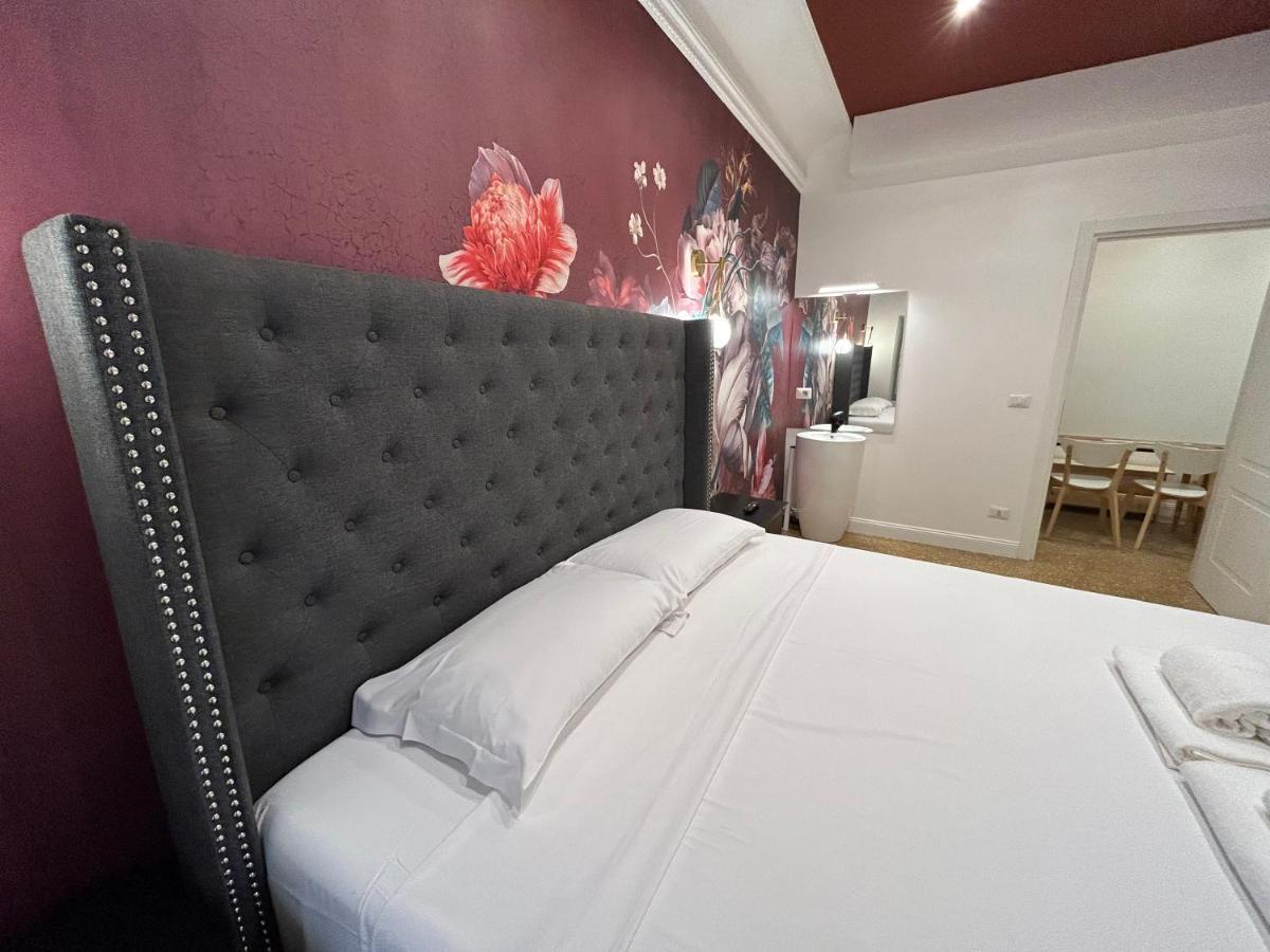 Raffaello's Place Appartement *