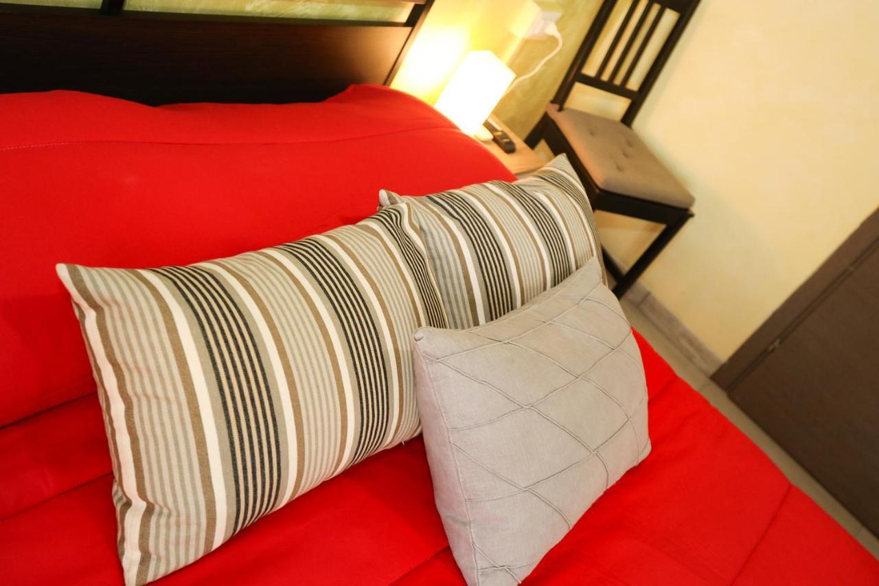 Movie Guest house *