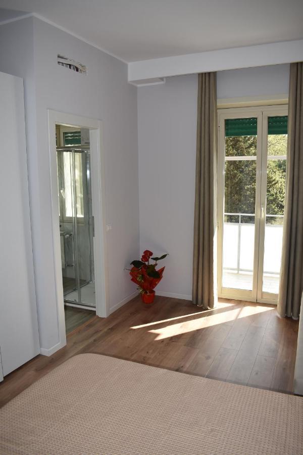 Gallery House 59 * Roma