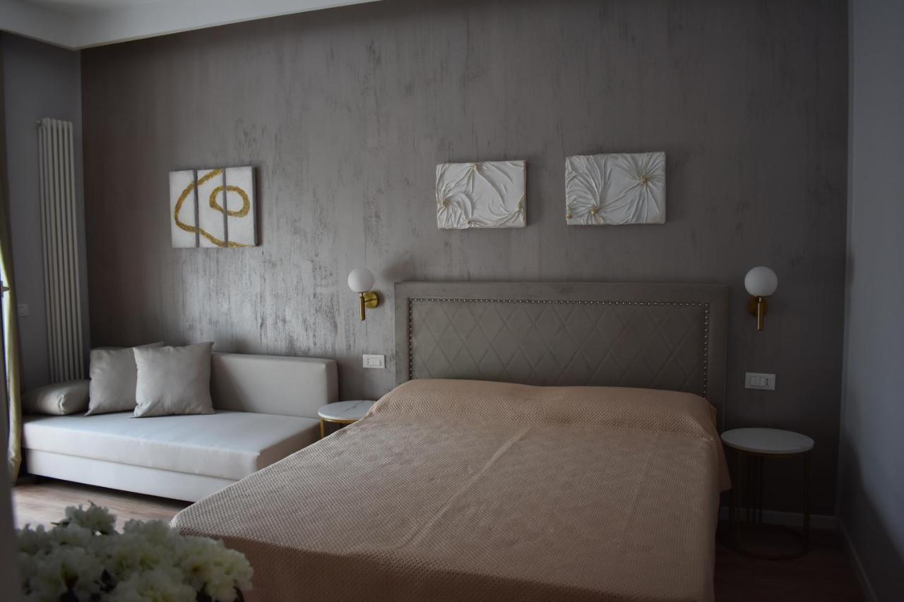 Gallery House 59 Roma