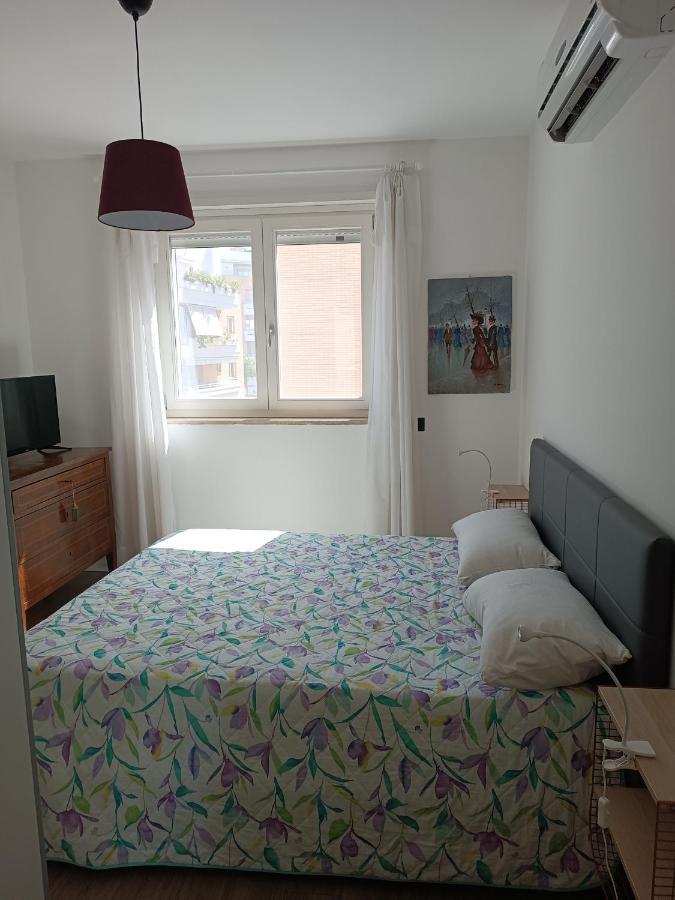 Apartamento Per 4, Metro B Monti Tiburtini, Ac, Wi-fi *