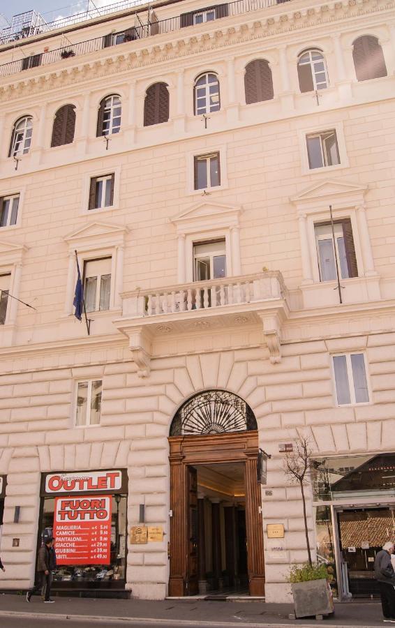 Esposizione Boutique 3* Rome