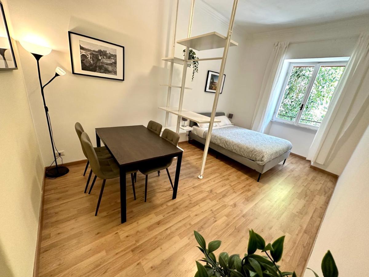 Rhome Fornaci Apartment Rome