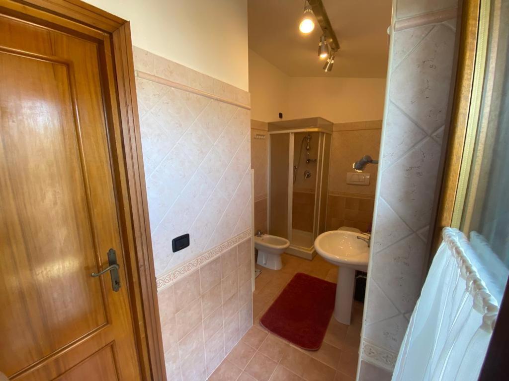 Casa Cirella Near Anagnina Metro Apartment *