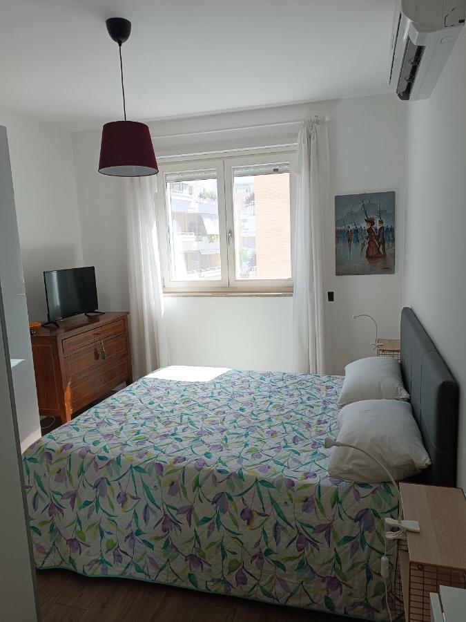 Apartamento Per 4, Metro B Monti Tiburtini, Ac, Wi-fi *