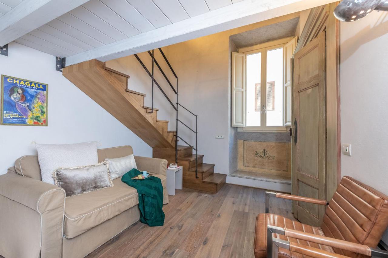 Apartment Design Near Spanish Step *