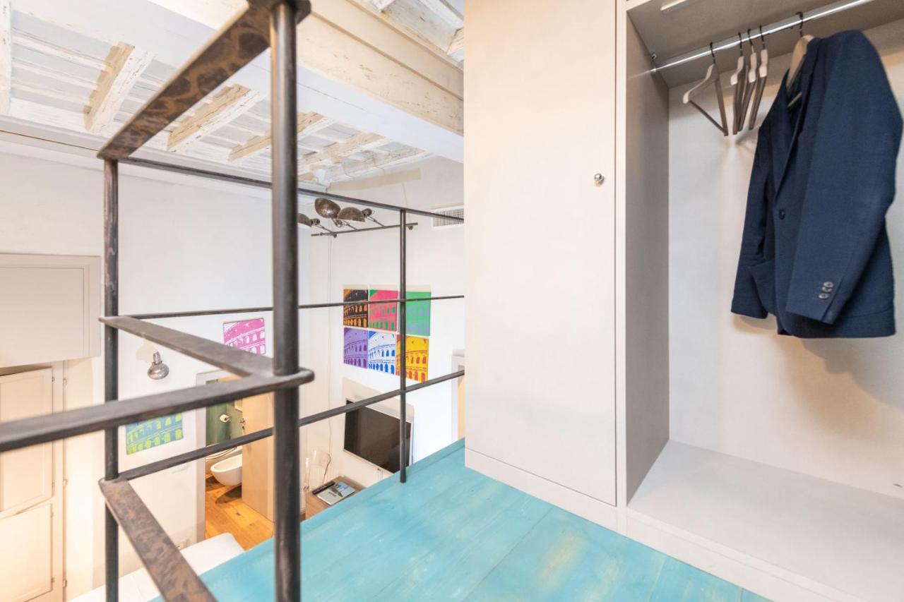 Apartment Design Near Spanish Step Rome