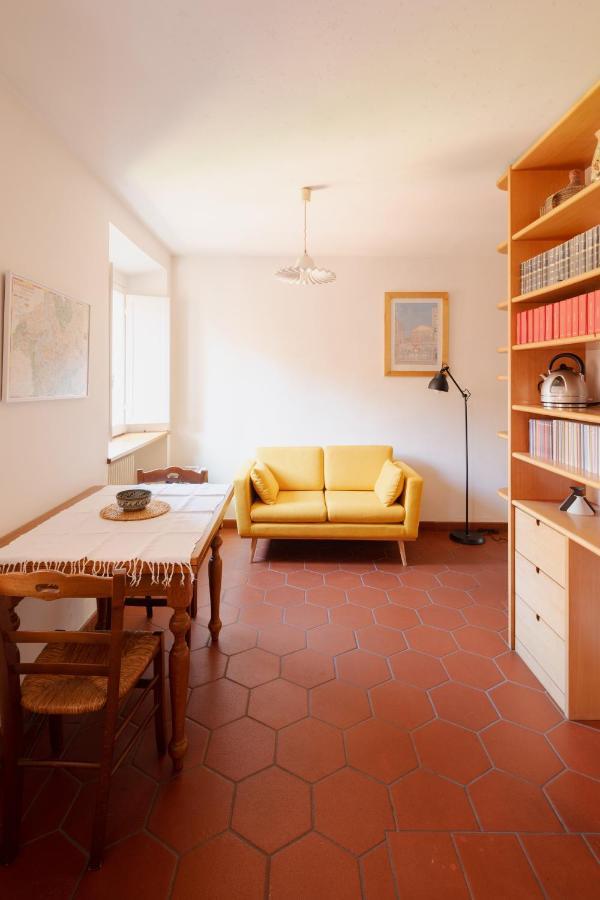 Quiet In The Heart Of Trastevere Apartment Rome