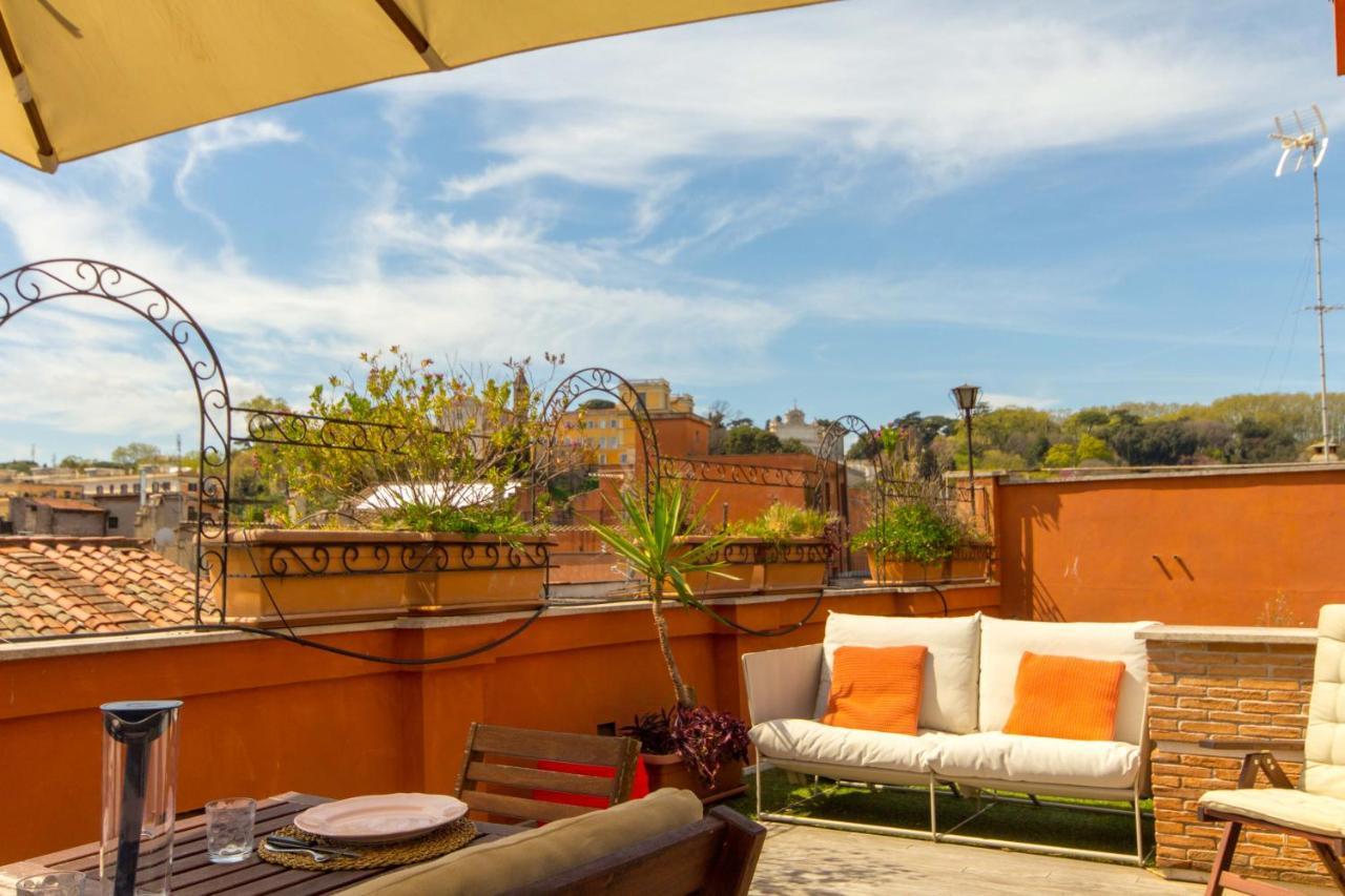 Pelliccia 11 Trastevere Penthouse Apartment Rome