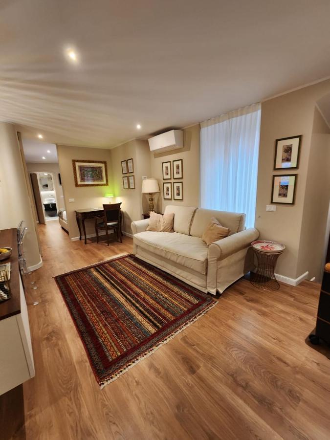 Charming In - Luxury