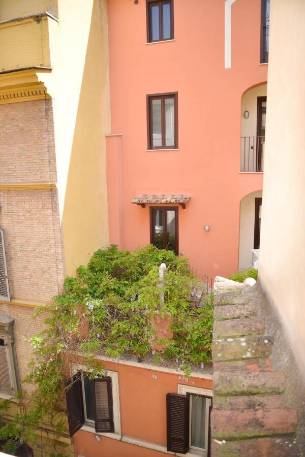 Fidia Palace Claudia's Colosseo Apartment