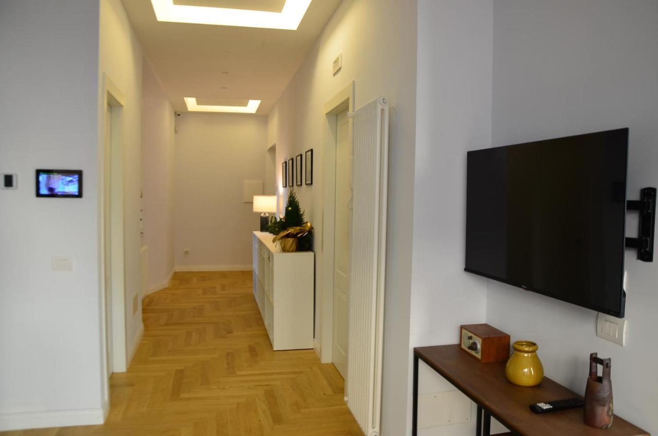 La Finestra Apartment *