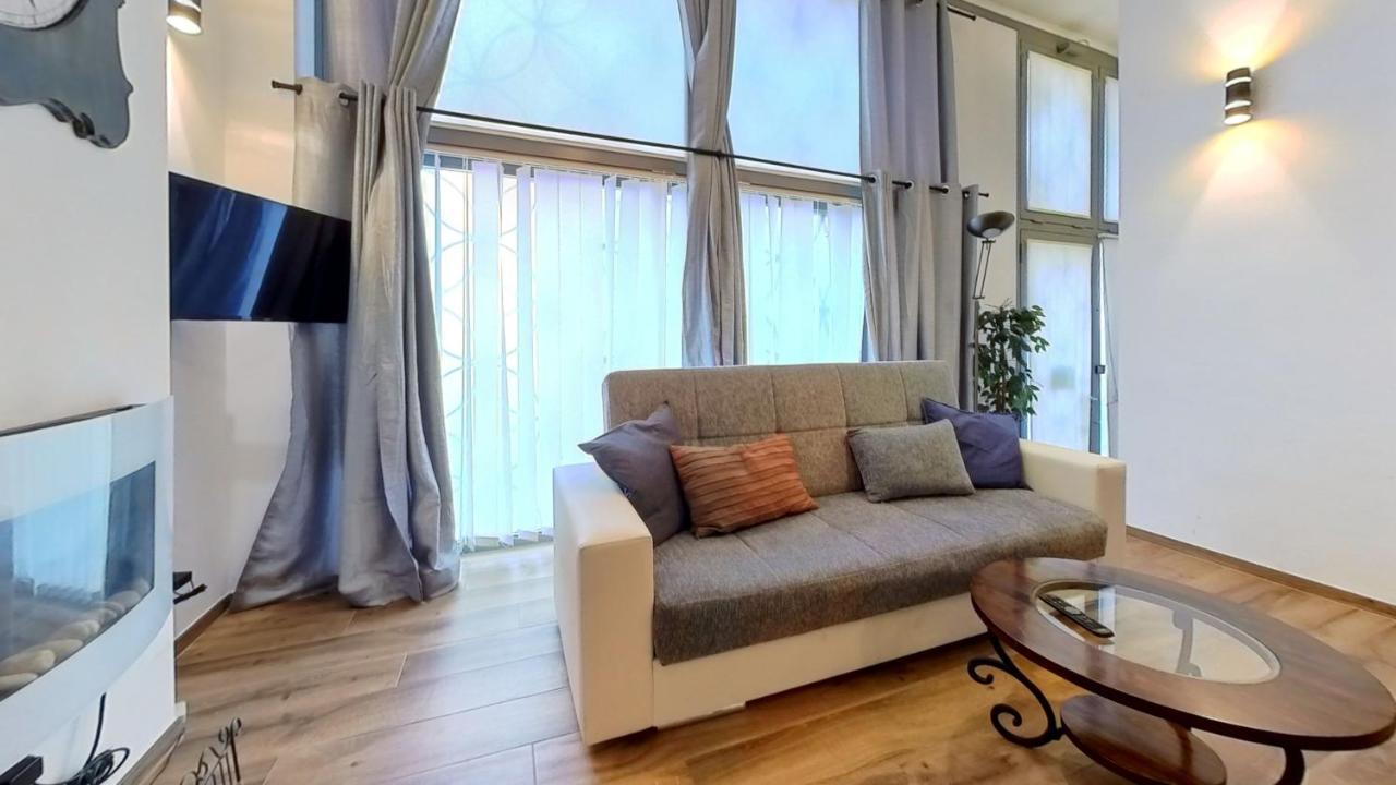 Relais Romagnosi Appartamento *