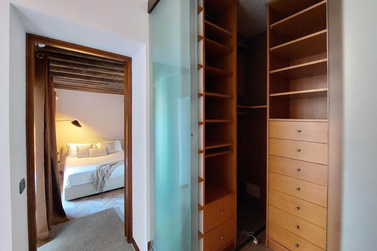 Apartment Ych Elegant Flat With Terrace To Trastevere