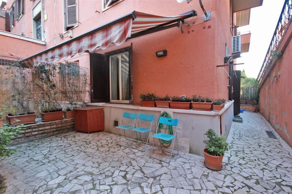 Beautiful In St Peter Apartment Rome