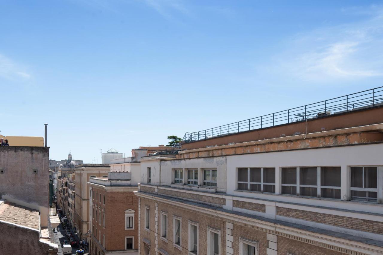 Apartment Colosseo Stylish Penthouse *