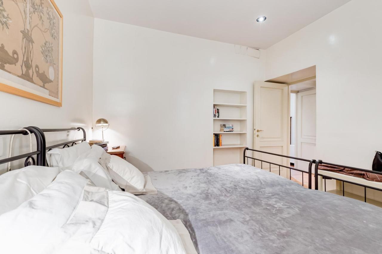 Pantheon Exclusive House Rome