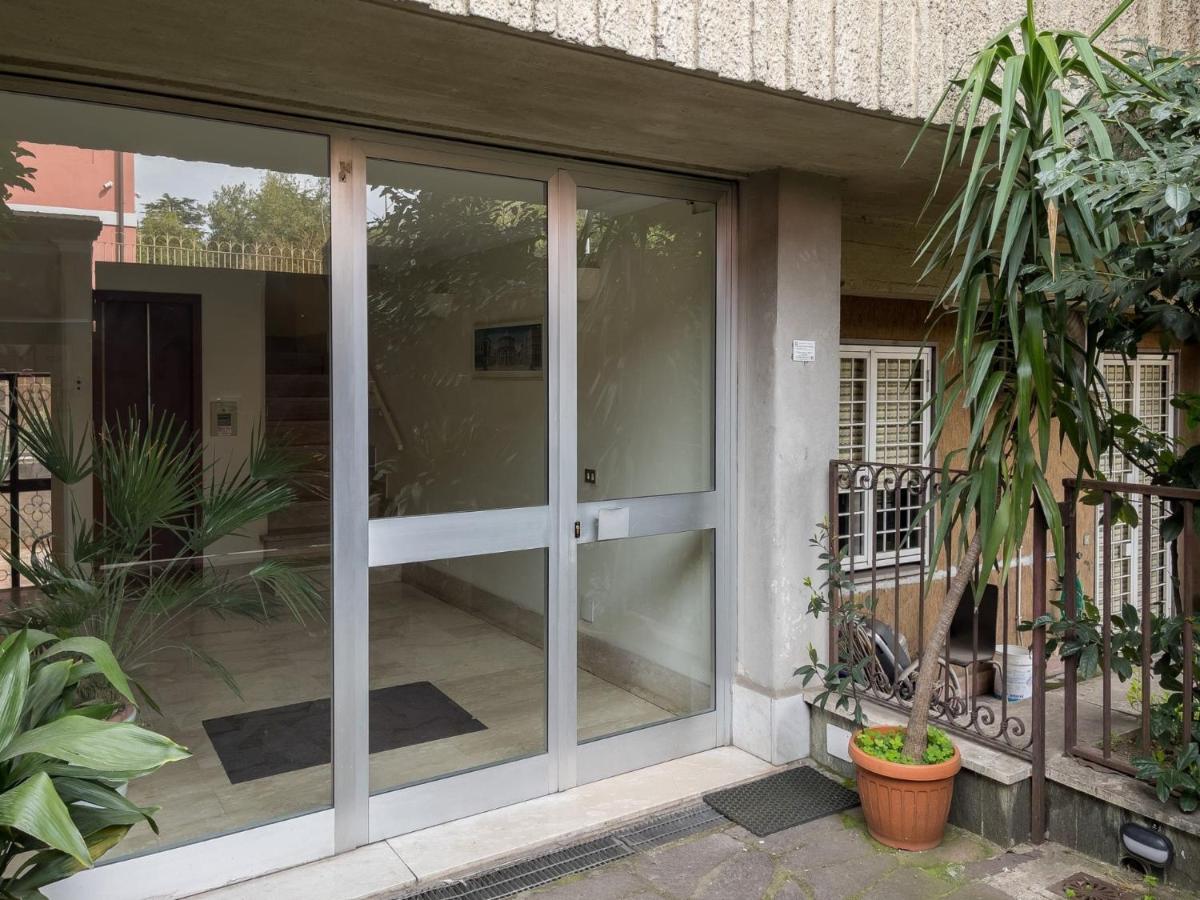 The Rent - Elegant Two-bedroom In Via Aurelia Appartement
