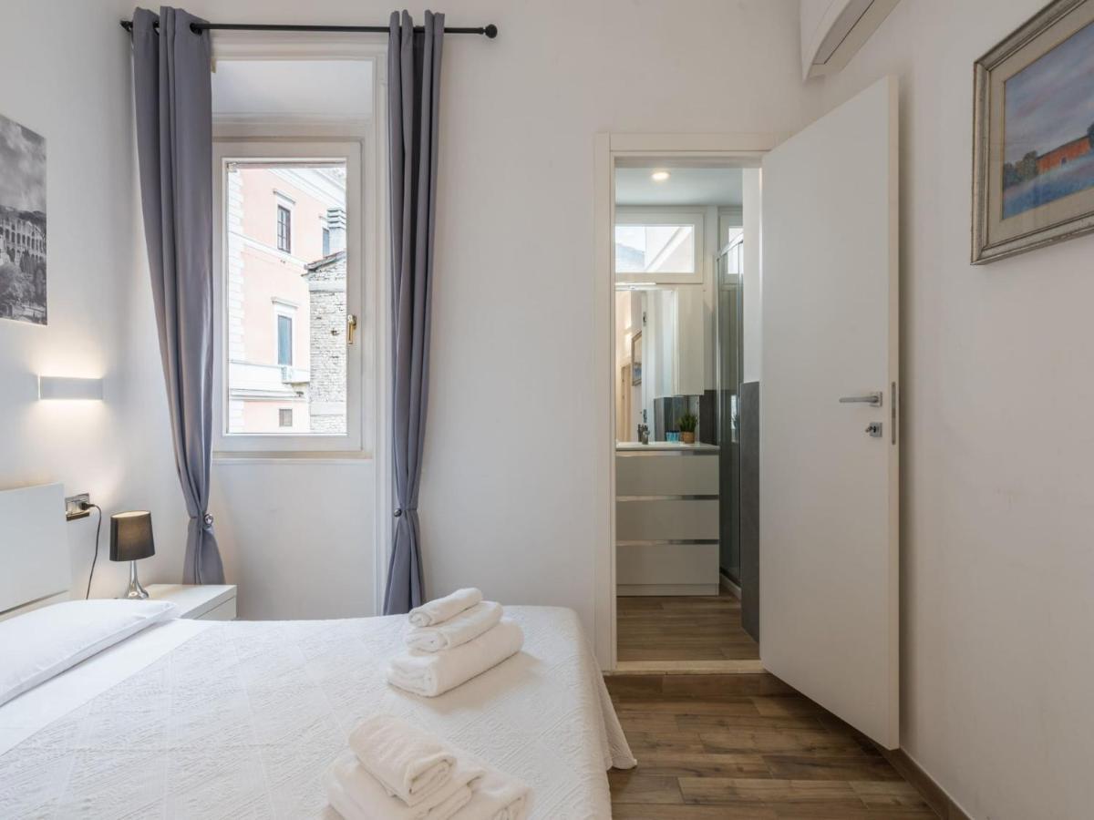 The Best Rent - Elegant Three-bedroom A Few Steps From Fontana Di Trevi Rome